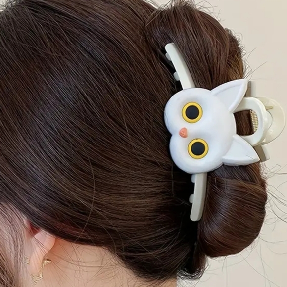WHITE Cat Hair Clip ACRYLIC Hair Claw - Picture 1 of 5